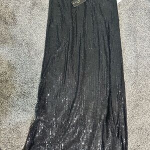 Hunter & Brown (M) Elegant Black Sequin Skirt